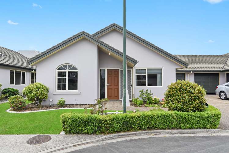 26/16 Rototuna Road Flagstaff_12