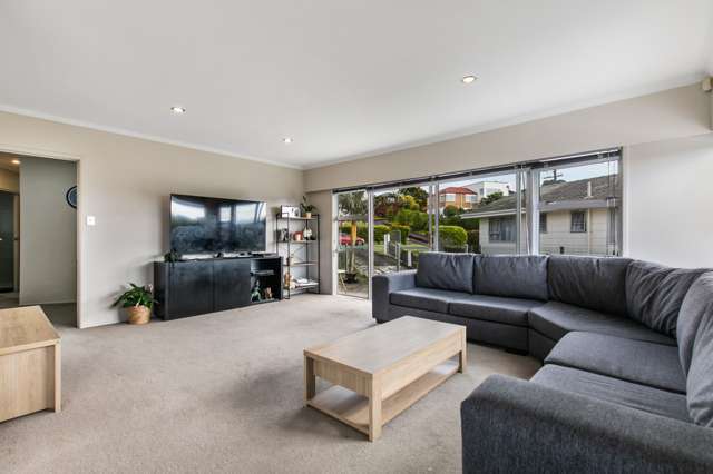 86 Taylor Road Mangere Bridge_2