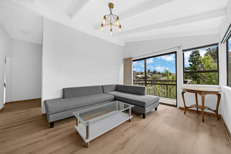 84 & 86 Ayton Drive Totara Vale_18