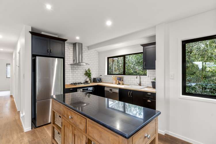 2/14 Mozeley Avenue Devonport_16