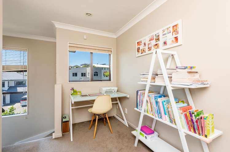 6 Erlestoke Crescent Churton Park_10