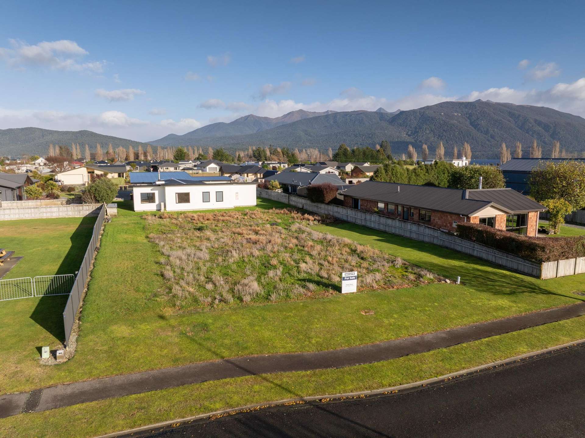 25 Acheron Way Te Anau & Surrounds_0