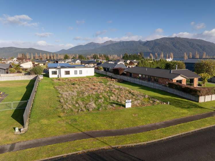 25 Acheron Way_0