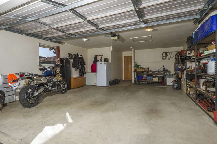 24 Coleridge Place Stoke_18