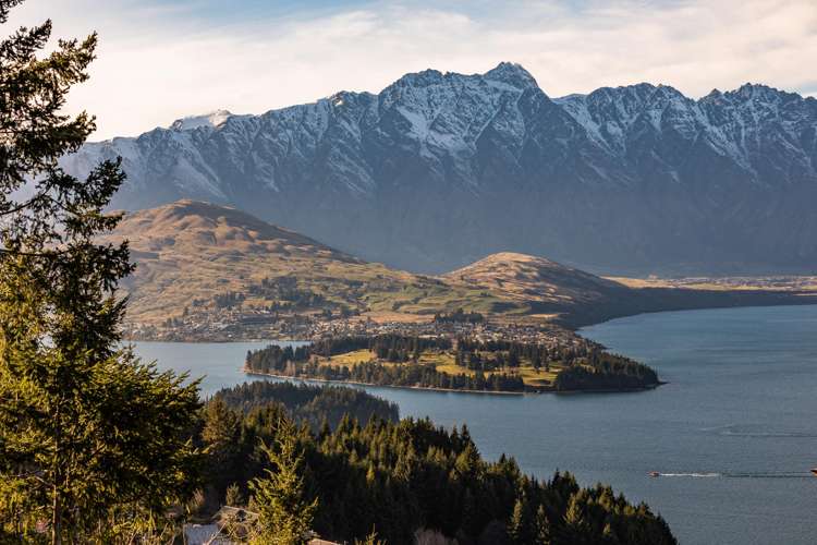 57 Greenstone Place Fernhill/Sunshine Bay_6