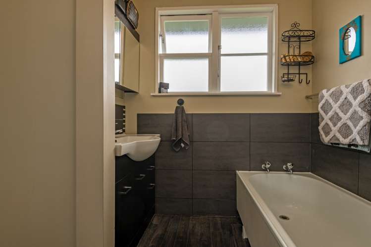 25 Seaforth Avenue Milson_10