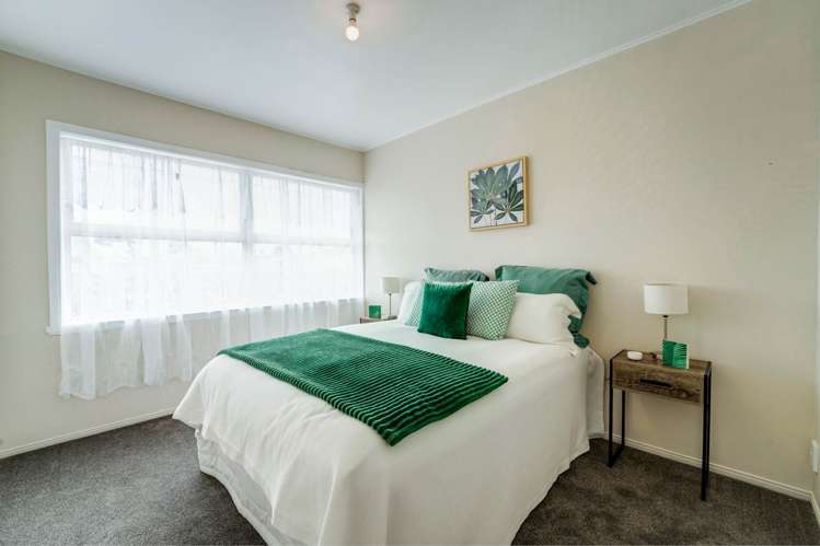 21 Idlewild Avenue Mangere_16