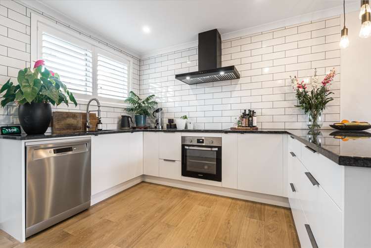 2/252 Meola Road Point Chevalier_10