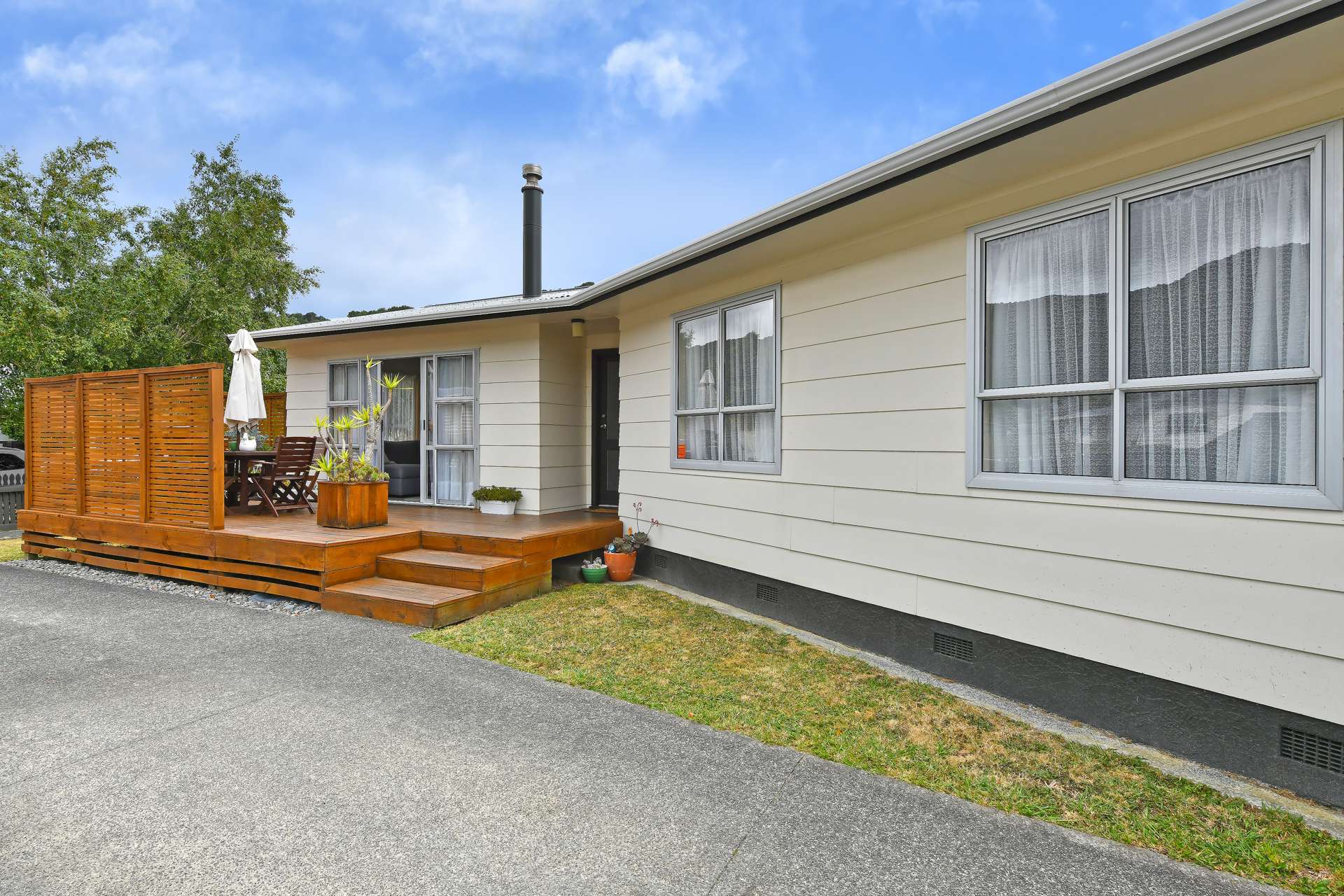 8 Rakaia Grove Wainuiomata_0