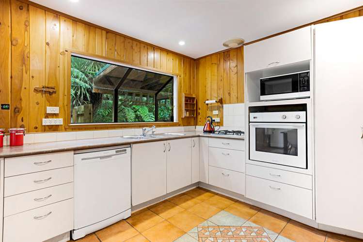305 Huia Road Titirangi_7