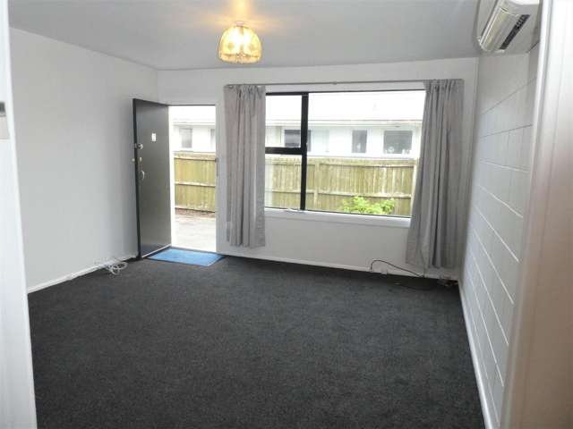 2/396 Hereford St Linwood_2