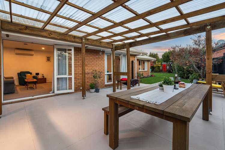 35 Durrell Way_2