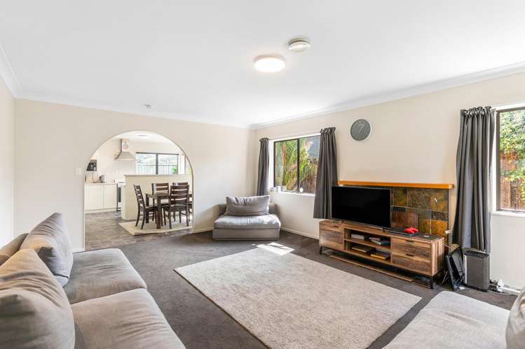 2/1 Laurie Avenue Papakura_2