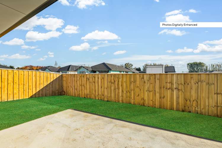 3 Meadow View Drive Belfast_17