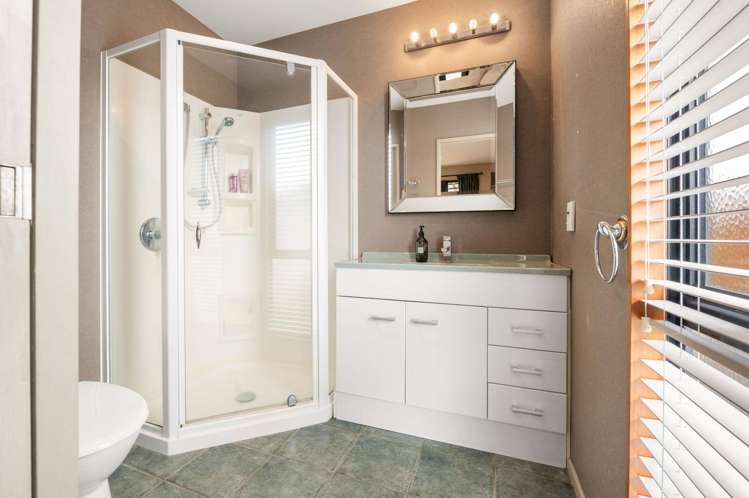 10 Drumfearn Place Rototuna_10