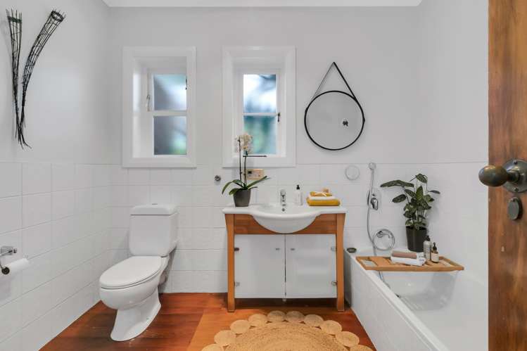 6 Kanuka Street Point Chevalier_16