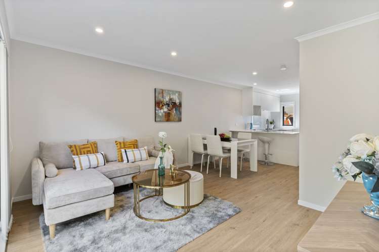 10/125b Metcalfe Road Ranui_6