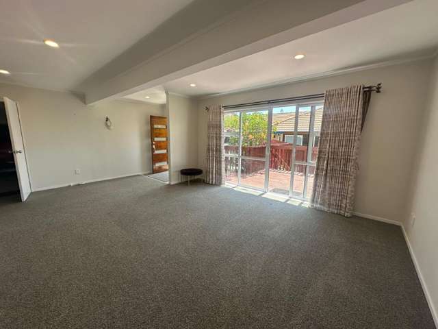15A Te Atatu Road Te Atatu South_4