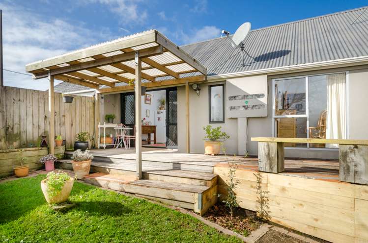 2/108 West Coast Road Glen Eden_7