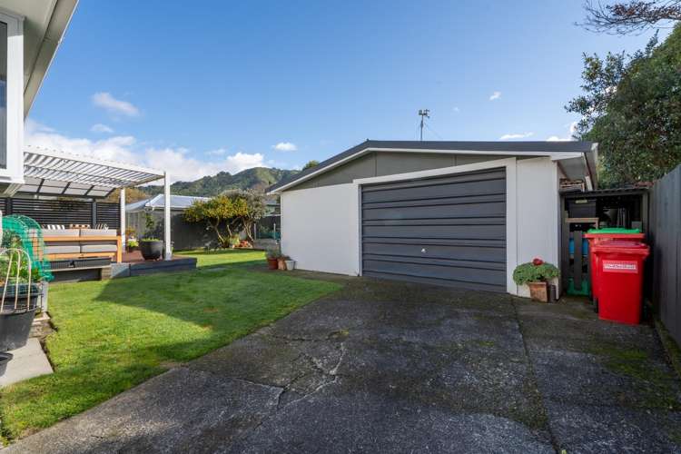 63 California Drive Totara Park_21