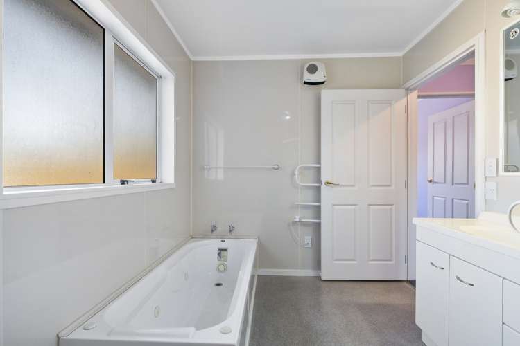 4 Seaforth Avenue Milson_20