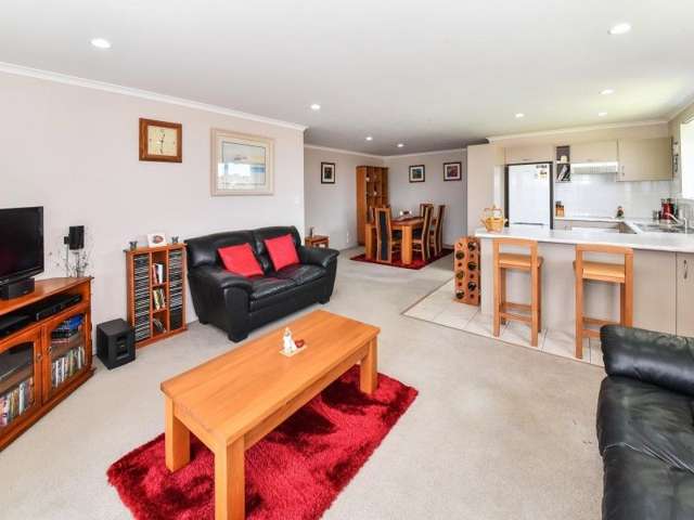 4 Richard Halse Drive Manurewa_1