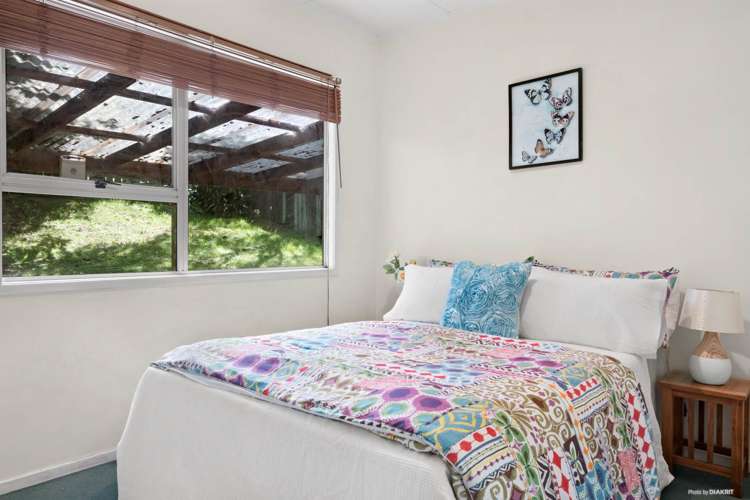 91 Captain Scott Road Glen Eden_6