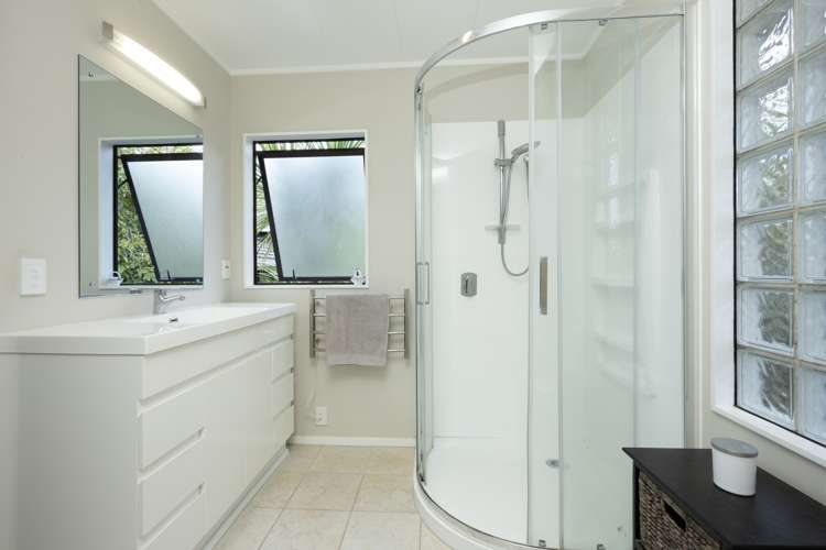 43 Taupiko Place Green Bay_13