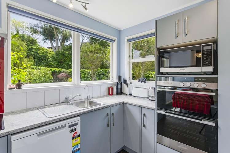 38B Gavin Road Raumati Beach_12