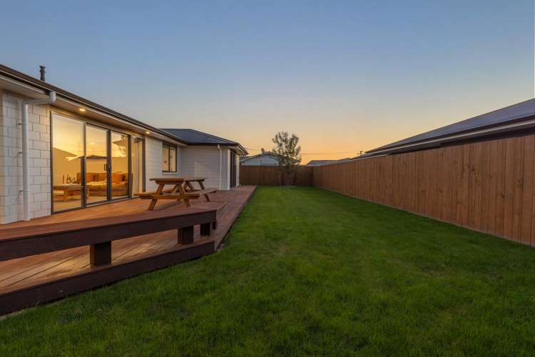 14 Ash Close Levin_33