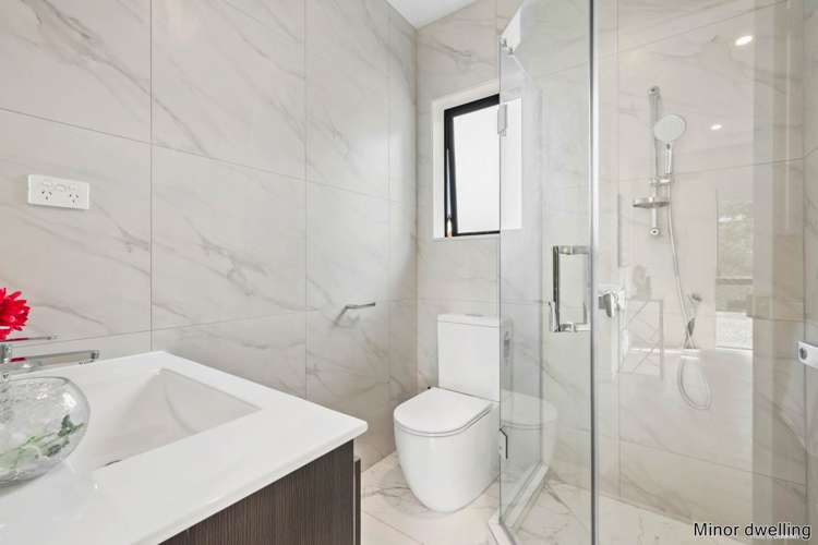 1261 East Coast Road Redvale_26