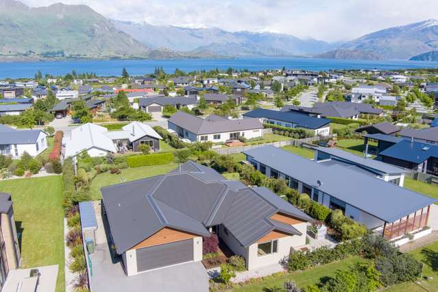 5 Centre Crescent Wanaka_2