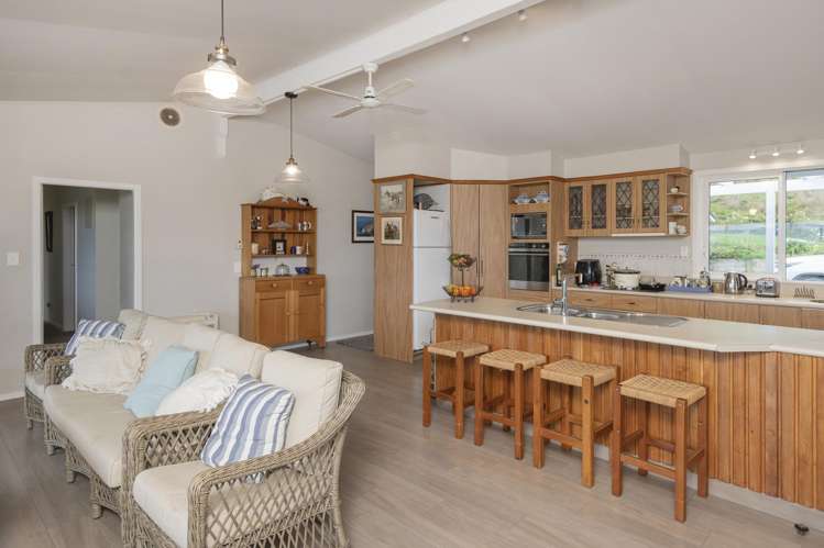 1105a Back Ormond Road Waihirere_25