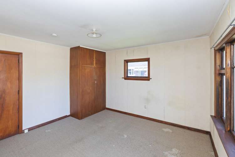 12 Aorangi Road Bryndwr_9