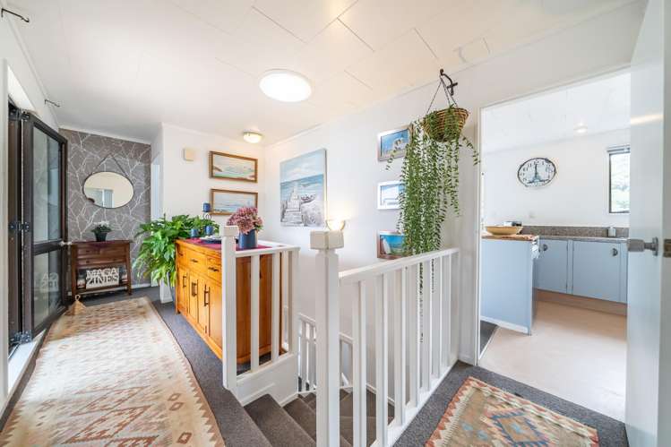 20 Roys Road Plimmerton_13