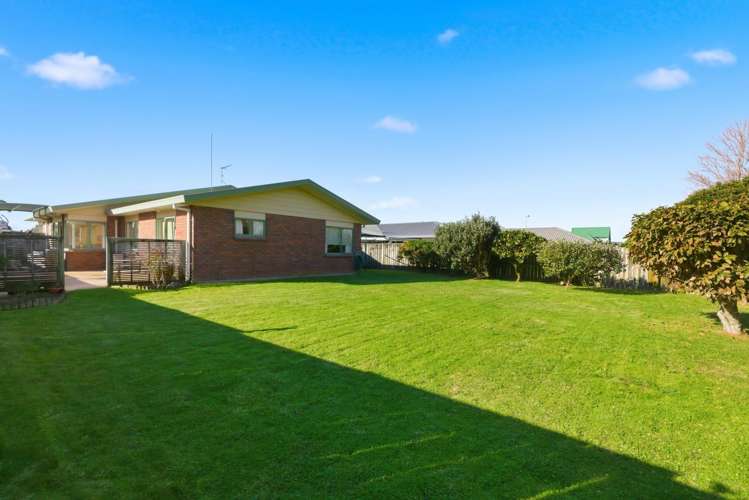 8 Webb Place Papamoa Beach_15