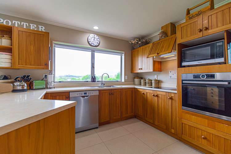 175 Waiomou Road Tapapa_24