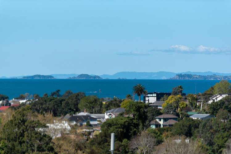 2/27 John Downs Drive_1