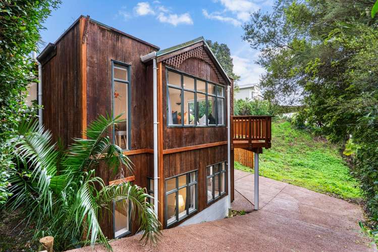 24A & 24B Picton Street Freemans Bay_17