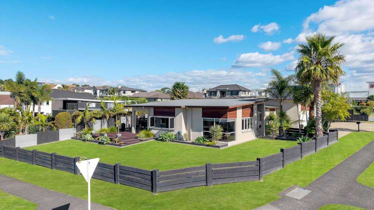 1 Liberty Crescent Beachlands_24