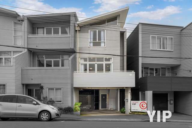 25/185 Tasman Street Mount Cook_1