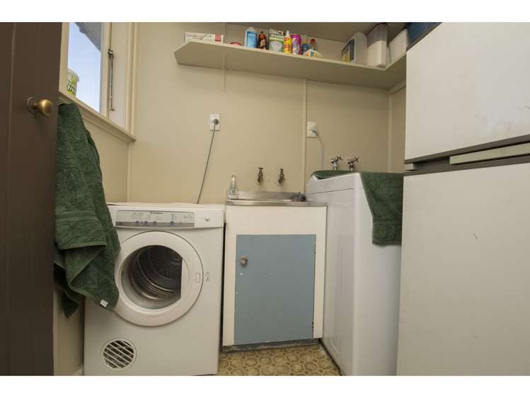 121 Springs Road Hornby_15