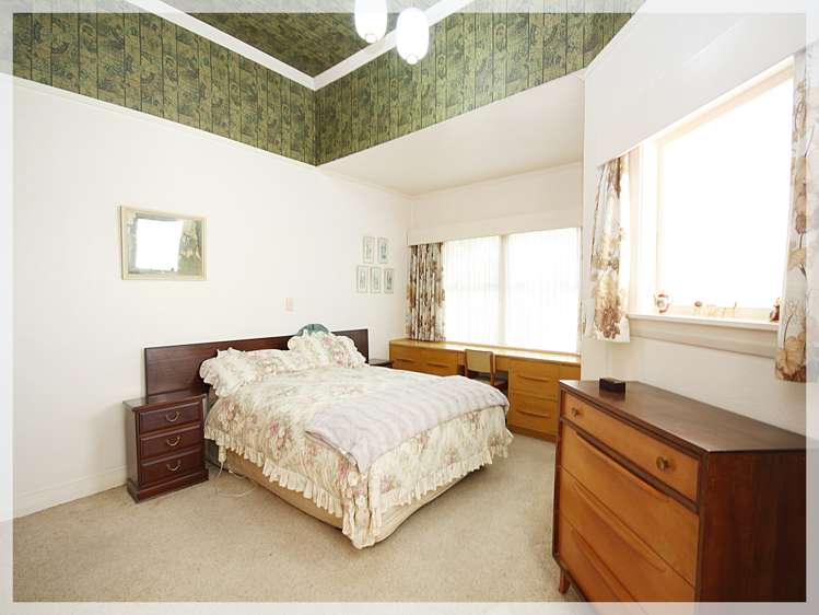 79 Queen Street West Levin_9