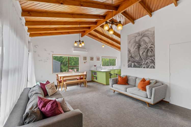 17 Te Moau Avenue Parakai_5