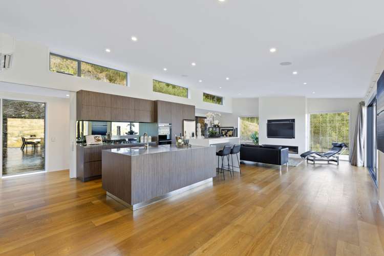 34 Goldrush Way Queenstown_5