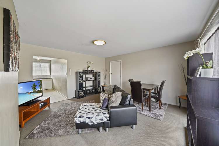 2/538 Gloucester Street Linwood_3