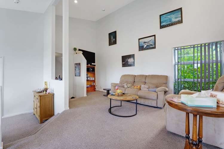 1/57a Woodlands Crescent Browns Bay_13