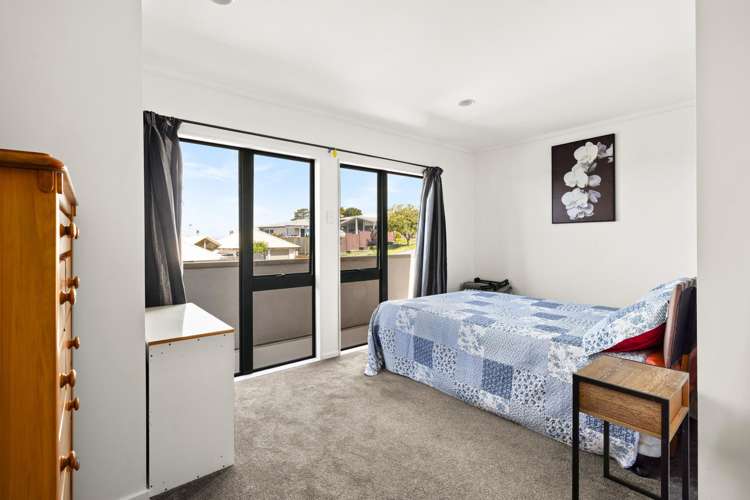84 Churchill Drive Taradale_15