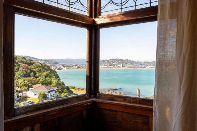 9 Hungerford Road Lyall Bay_2