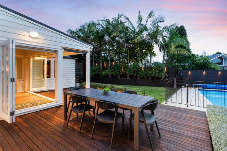 13 Golf Road Epsom_30